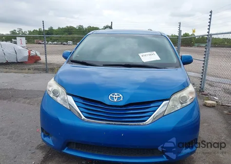 2017 Toyota Sienna Le 8 Passenger from USA, damaged, VIN 5TDKZ3DC4HS813712